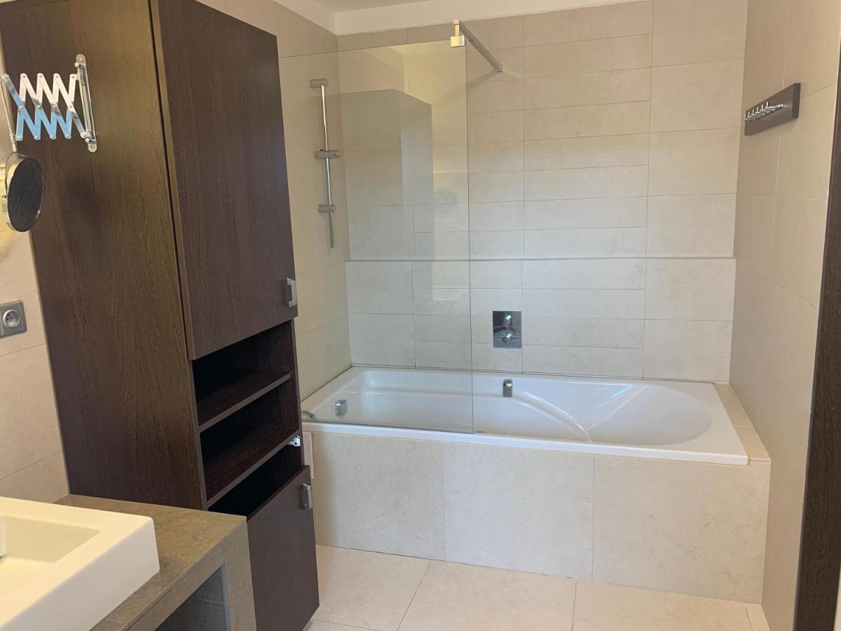 Apartman S Wellness Sluzbami Čerčany Eksteriør bilde